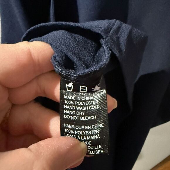 Paper Crane Sleeveless Thin Strap Top Size Women's Medium Navy - Picture 6 of 7